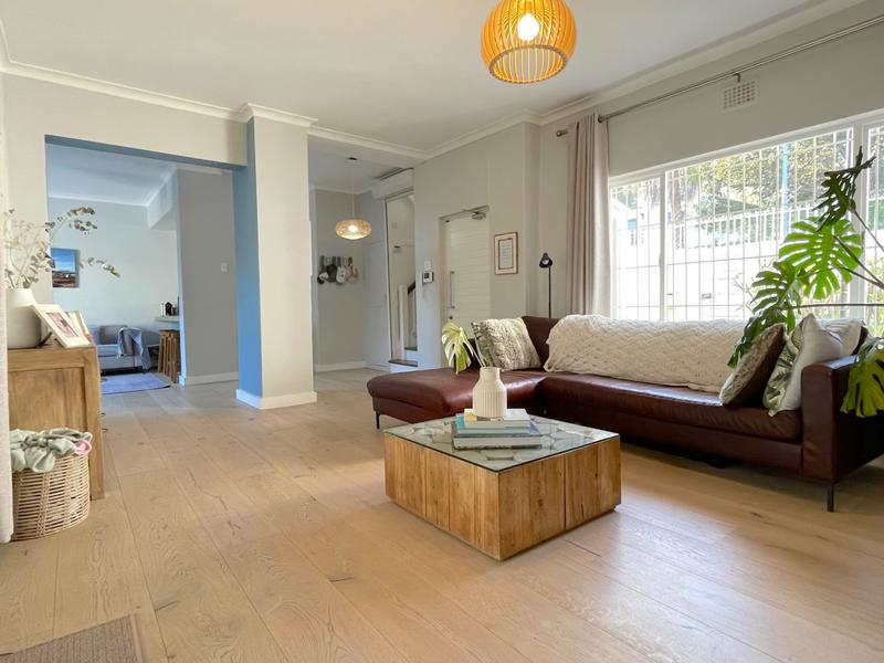 3 Bedroom Property for Sale in Camps Bay Western Cape